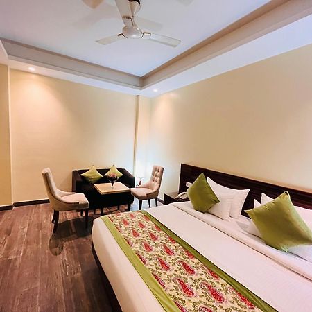 Ganga Ashoka Hotel Rishīkesh Exteriör bild