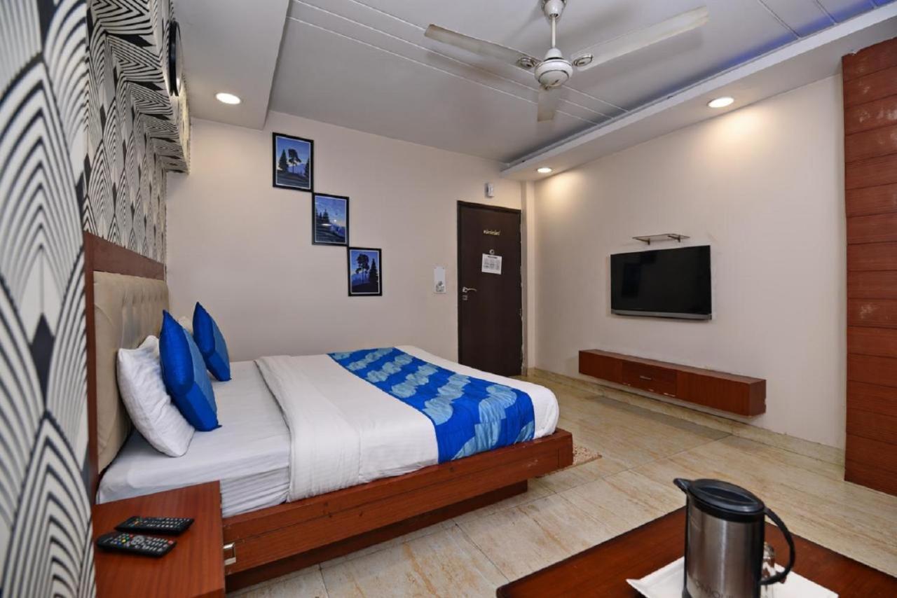 Ganga Ashoka Hotel Rishīkesh Exteriör bild