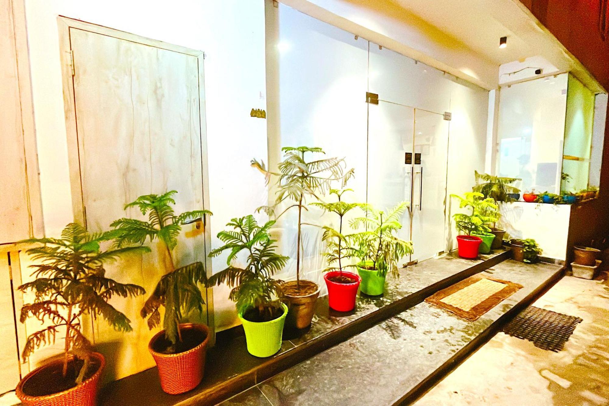 Ganga Ashoka Hotel Rishīkesh Exteriör bild