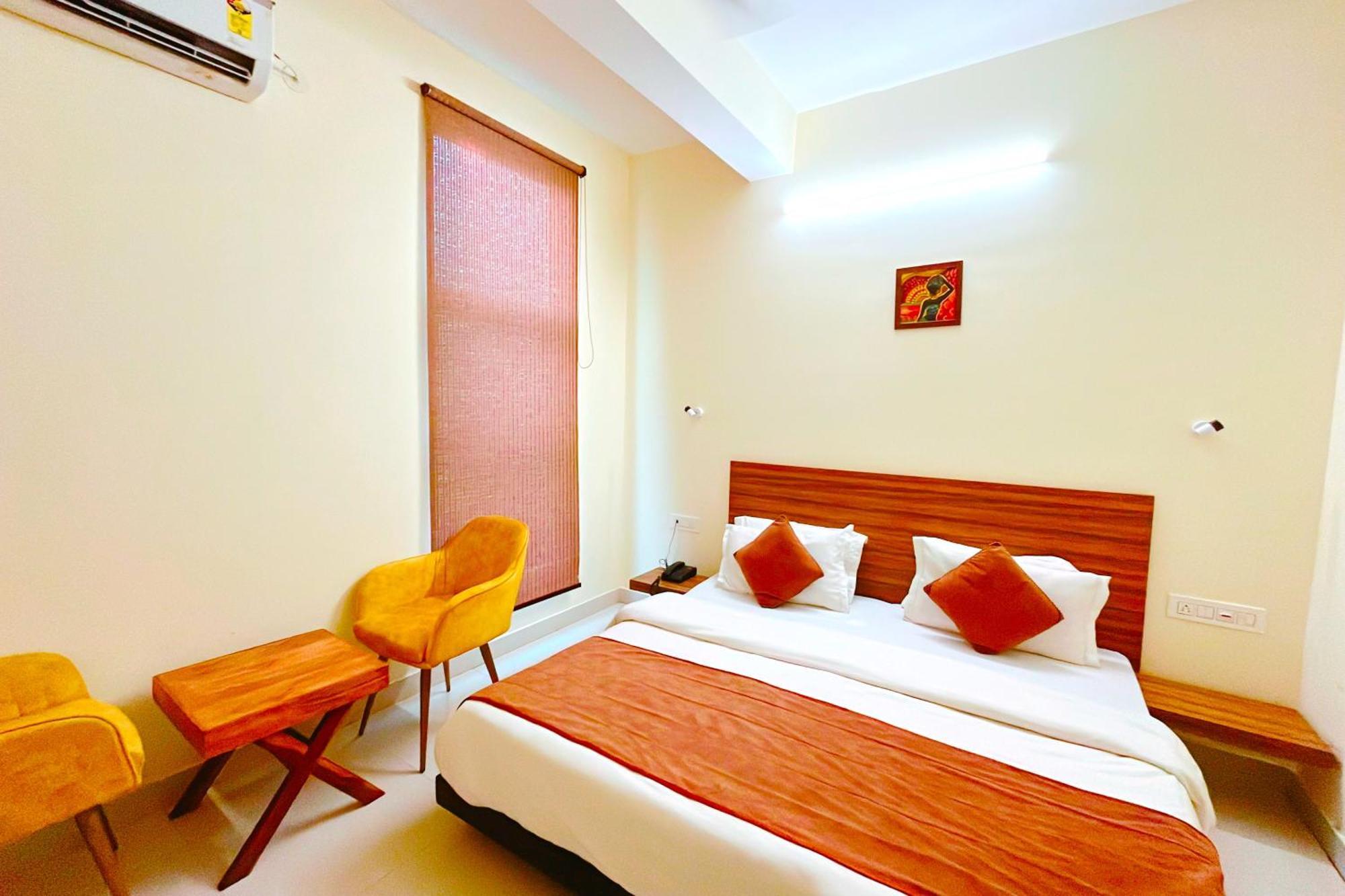 Ganga Ashoka Hotel Rishīkesh Exteriör bild