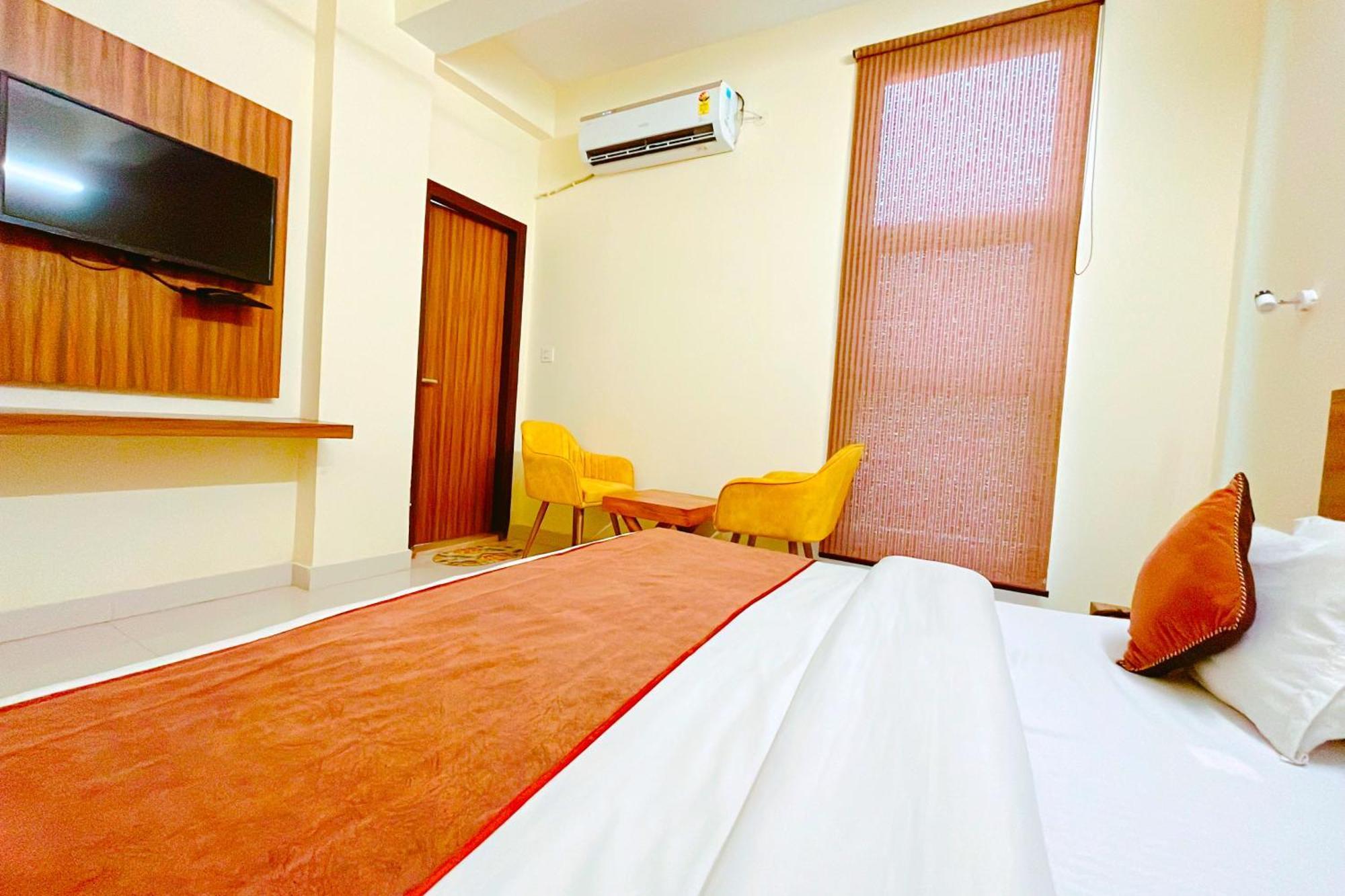 Ganga Ashoka Hotel Rishīkesh Exteriör bild