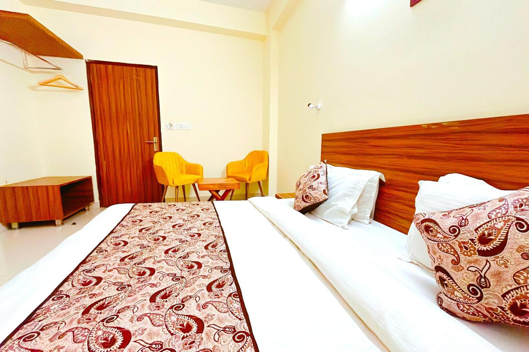Ganga Ashoka Hotel Rishīkesh Exteriör bild
