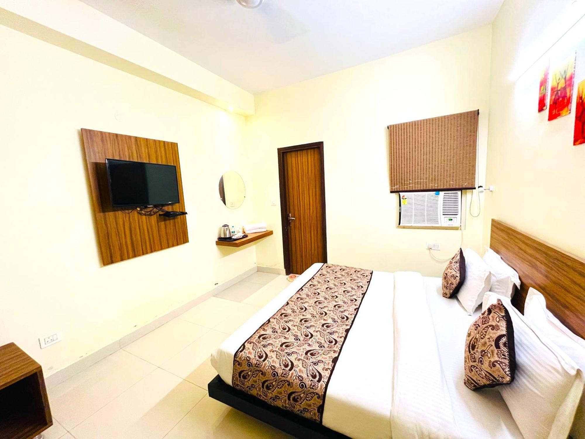 Ganga Ashoka Hotel Rishīkesh Exteriör bild