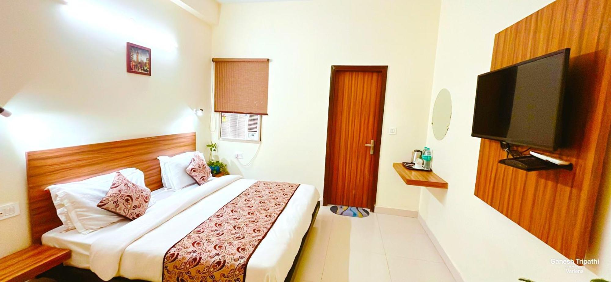 Ganga Ashoka Hotel Rishīkesh Exteriör bild